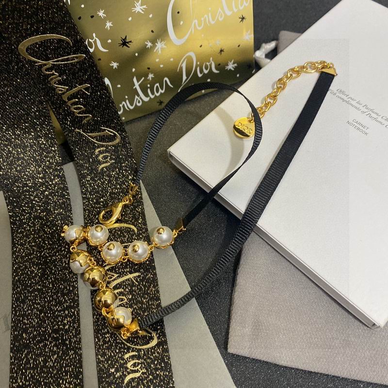 Dior Necklace 04lyr179